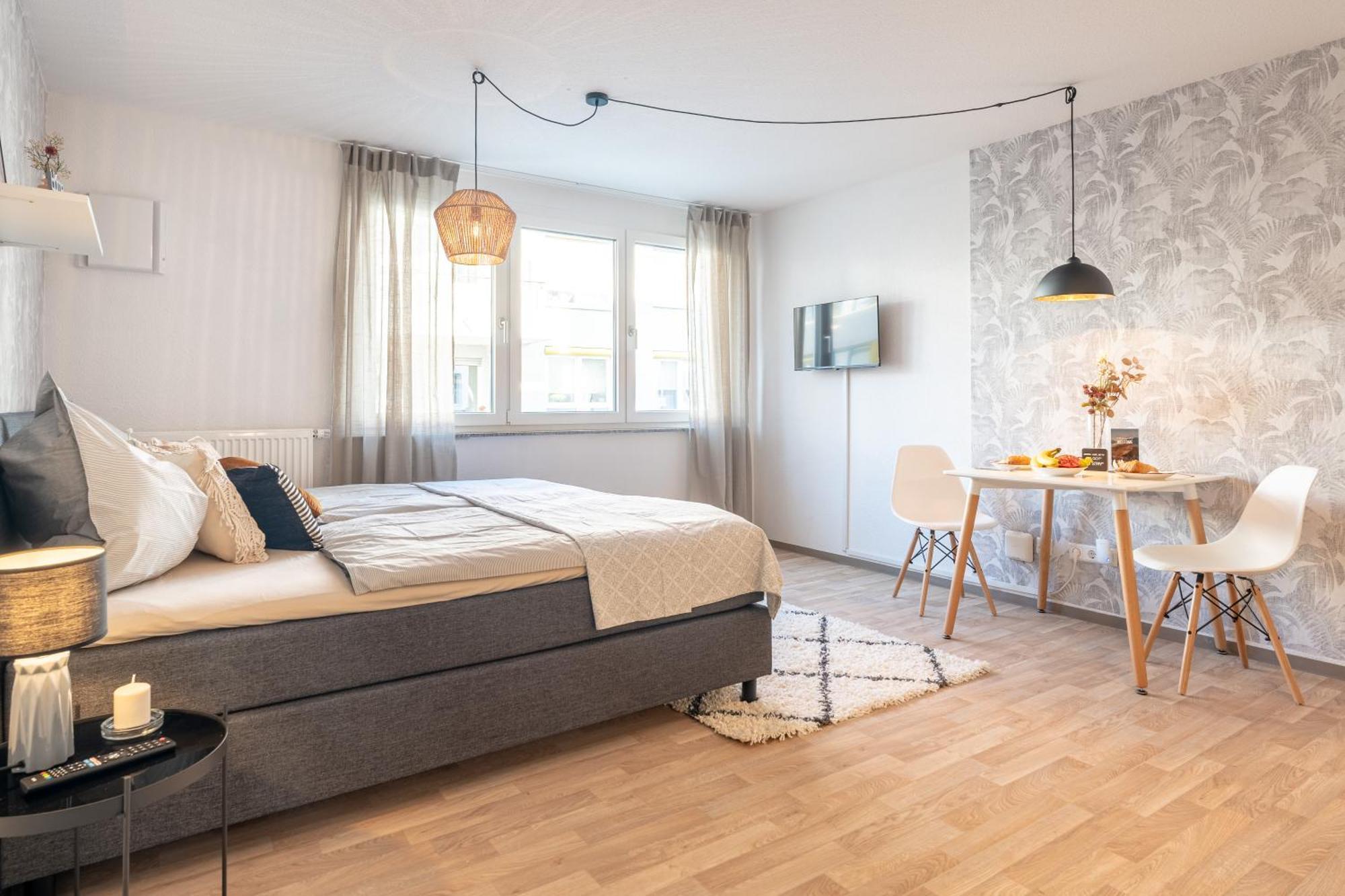 ליינפלדן-אכטרדינגן Neu☆Business Apartment☆Messe/Airport☆Tiefgarage חדר תמונה